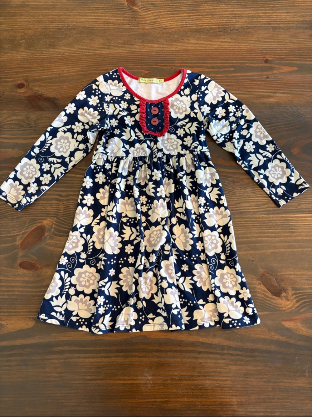 Millie loves Lily dress. Size 6.
